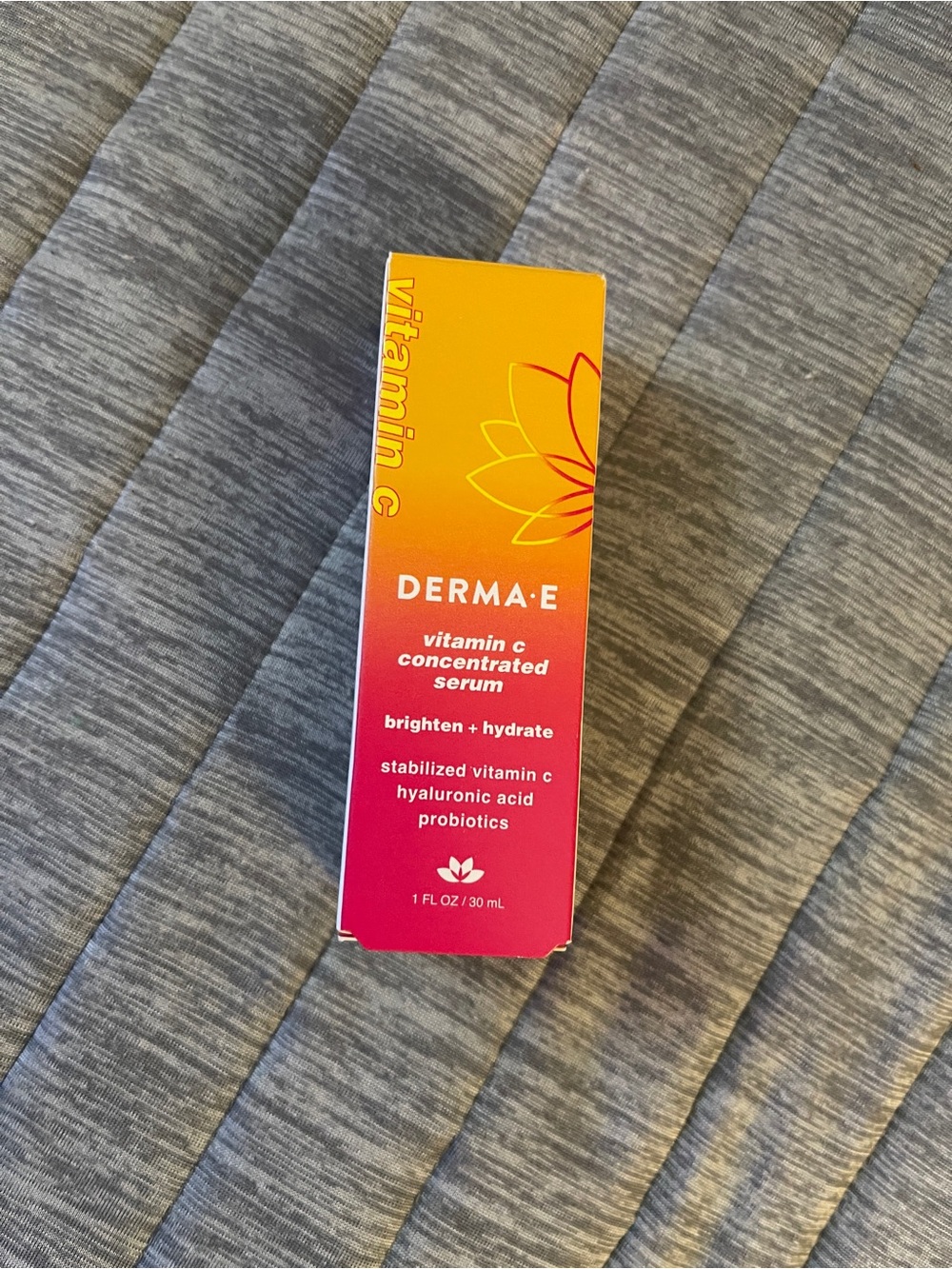 DERMA•E Vitamin C Concentrated Serum — Brightening Orange-Red Formula